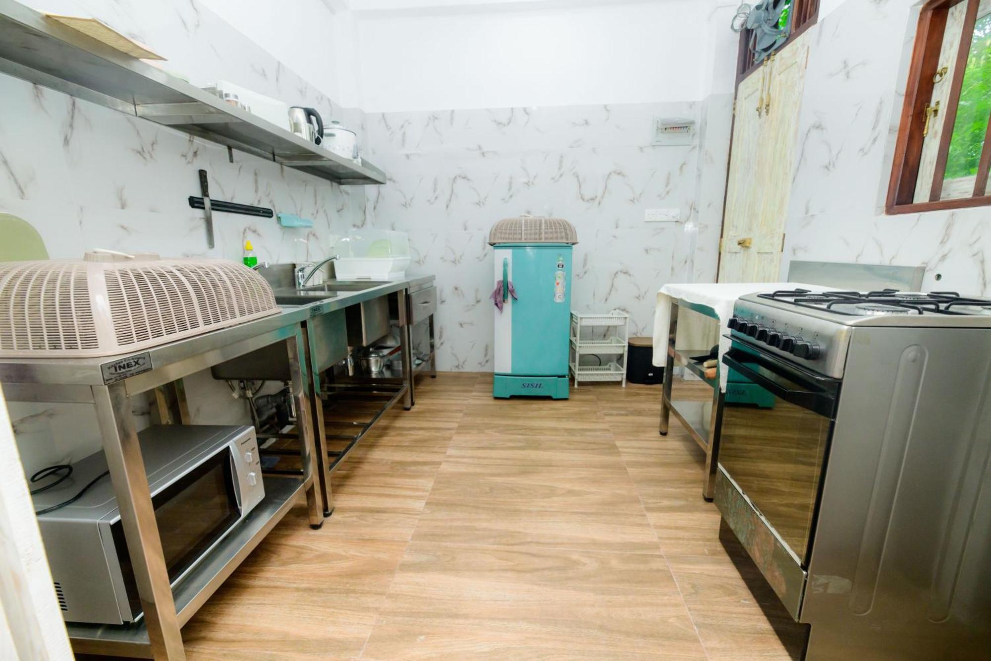 Hill House Villa - Two Bedroom Гале Екстериор снимка